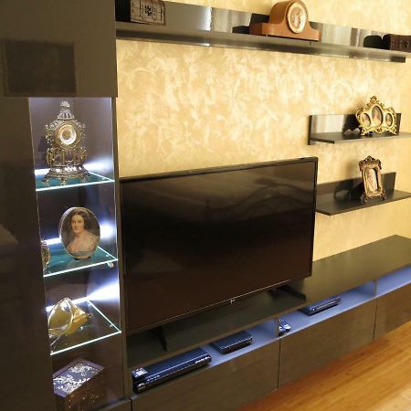 Small Luxury Kapitol Apartment Wien Exterior foto