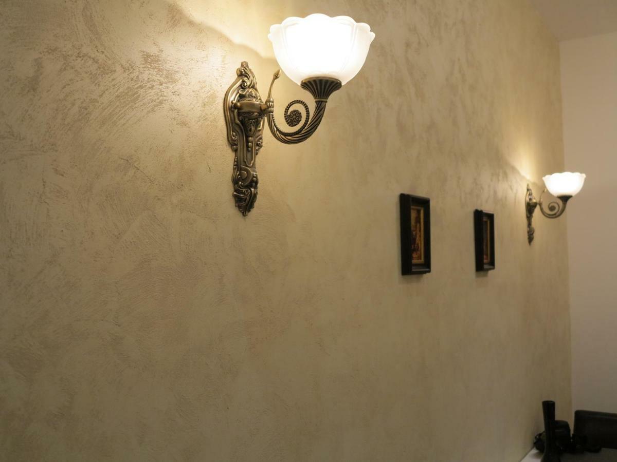 Small Luxury Kapitol Apartment Wien Exterior foto