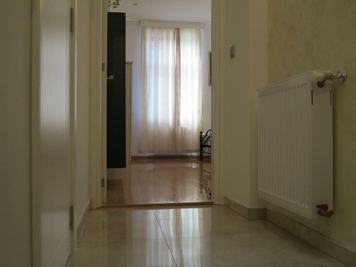 Small Luxury Kapitol Apartment Wien Exterior foto