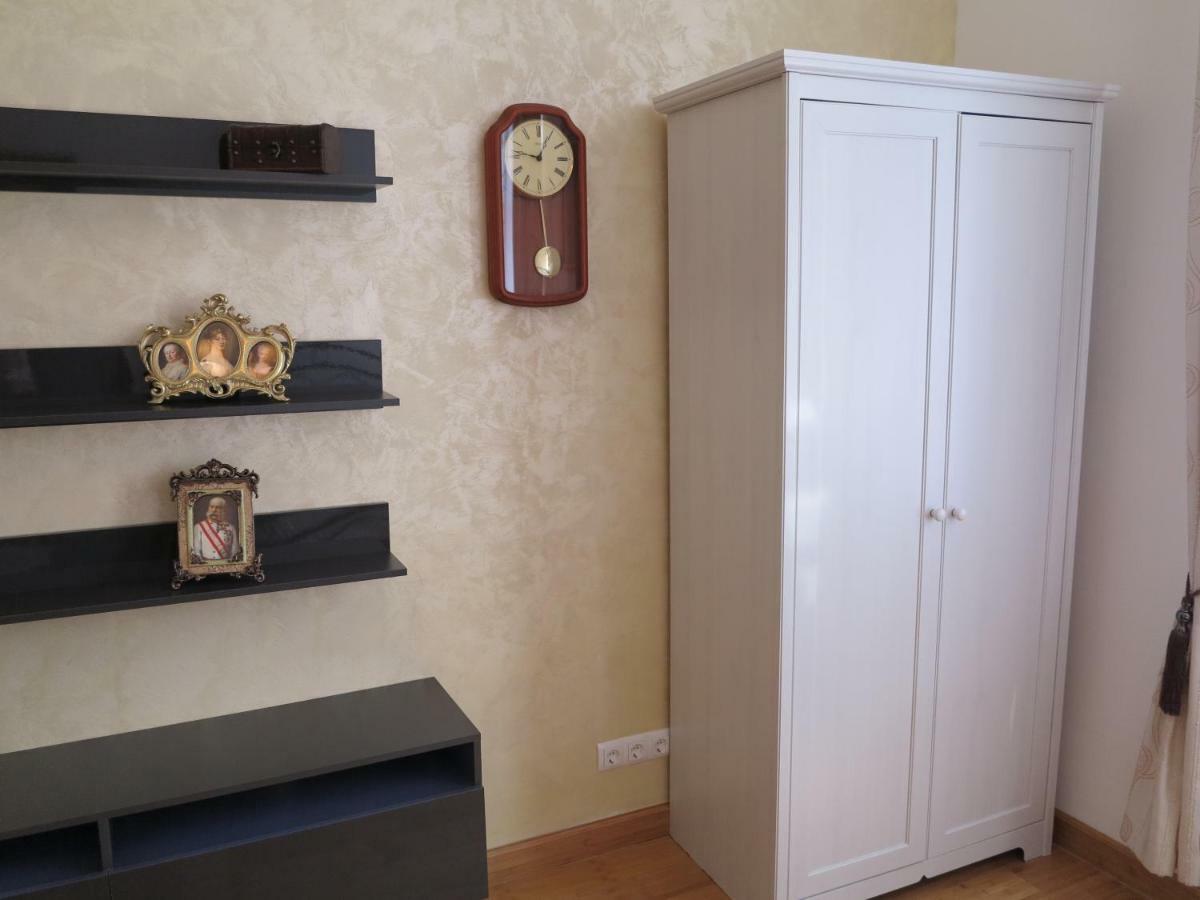 Small Luxury Kapitol Apartment Wien Exterior foto